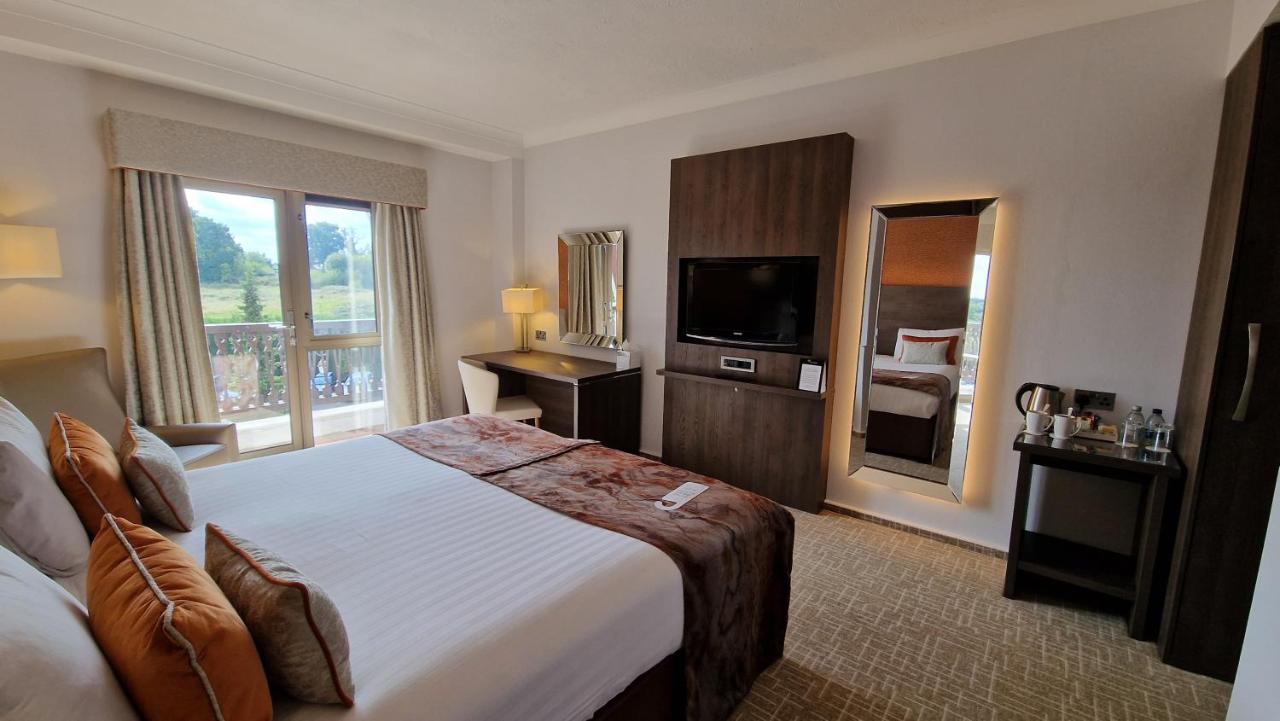 Coppid Beech Hotell Bracknell Exteriör bild