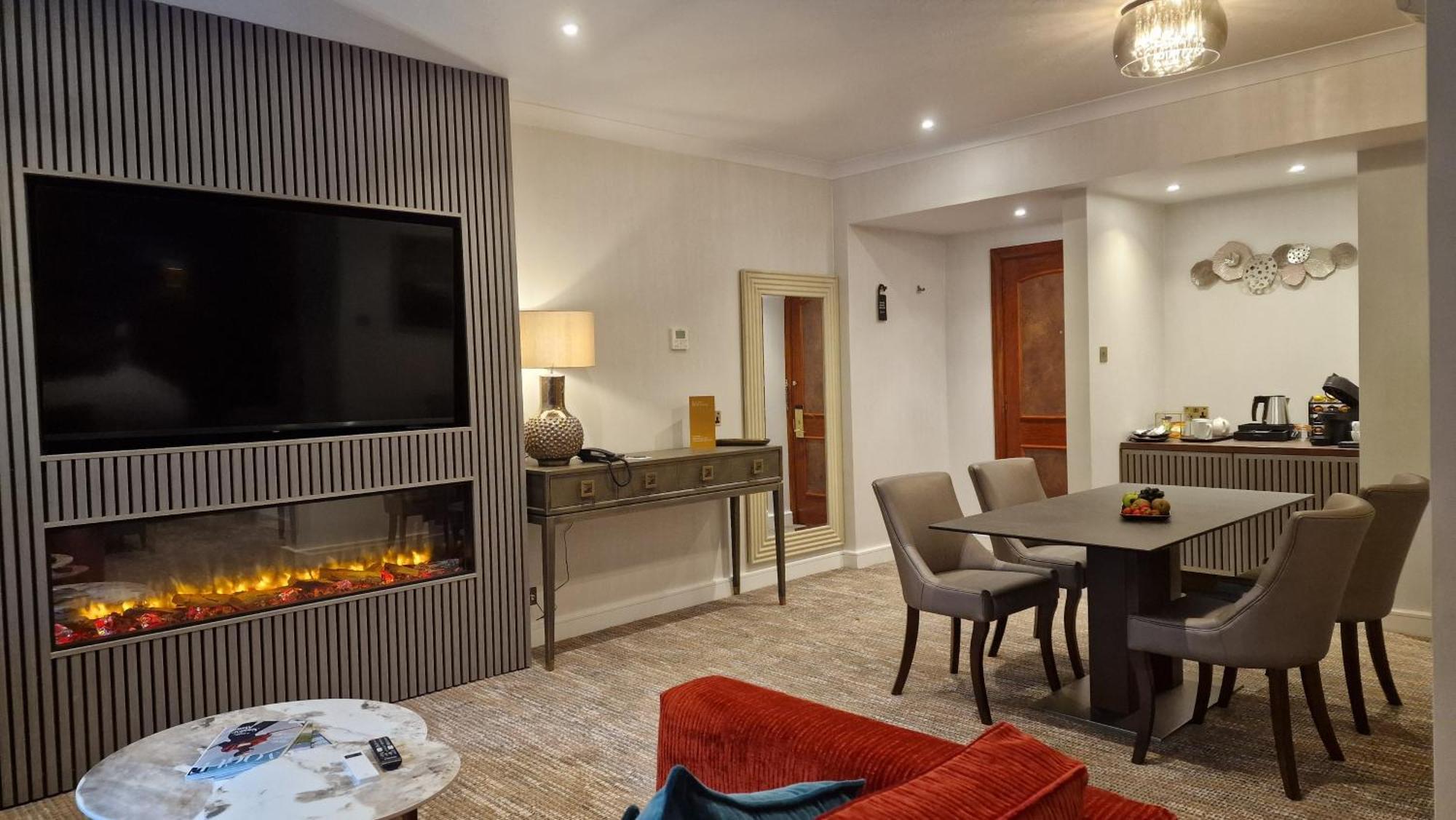 Coppid Beech Hotell Bracknell Exteriör bild